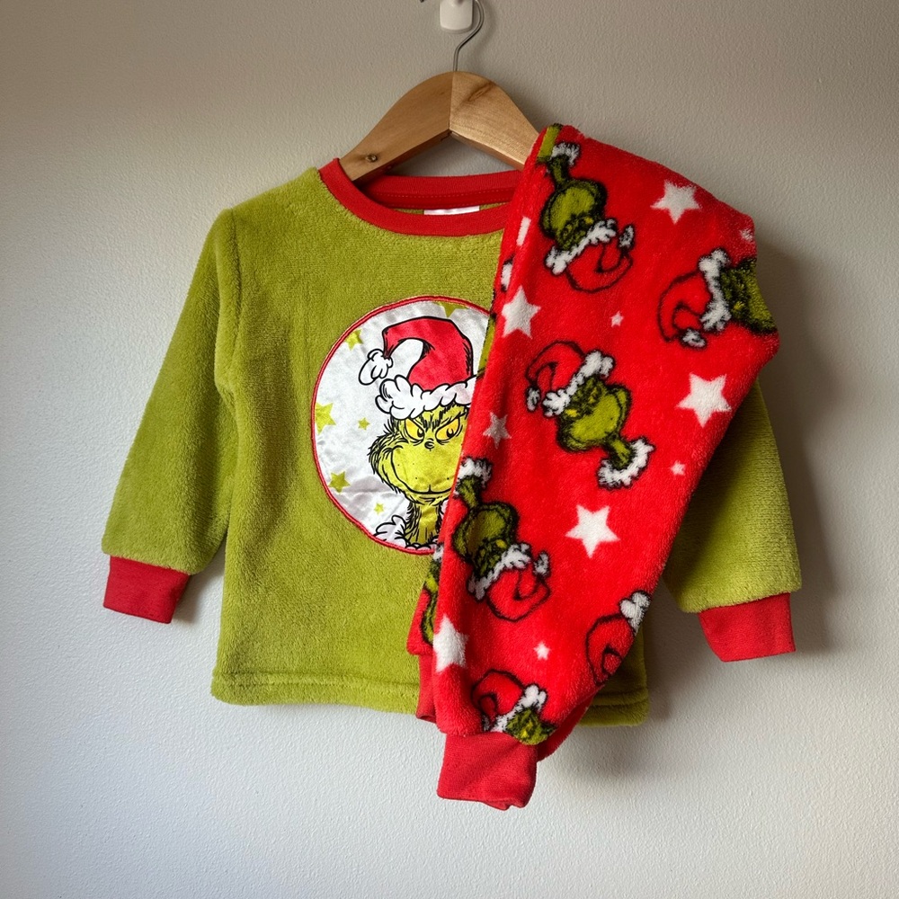 Kids Grinch Pajama Set - Green and Red